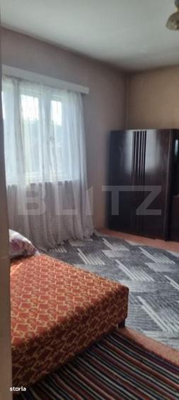 Casă cu 4 camere decomandat în Bădeni