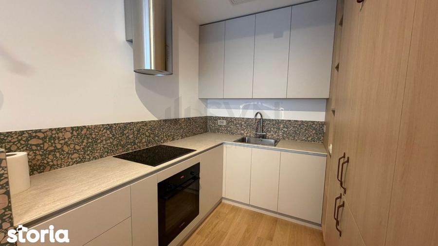 Apartament cu 2 camere decomandat, mobilat în Tei