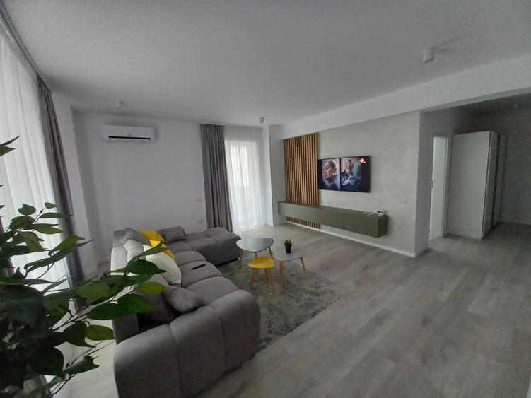 Apartament cu 2 camere, mobilat în Tomis Nord