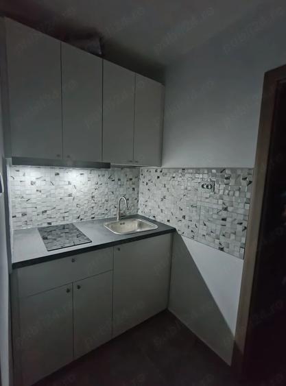 Garsonieră decomandată în Complex Studențesc