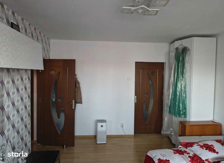 Apartament cu 2 camere decomandat în Lipănești
