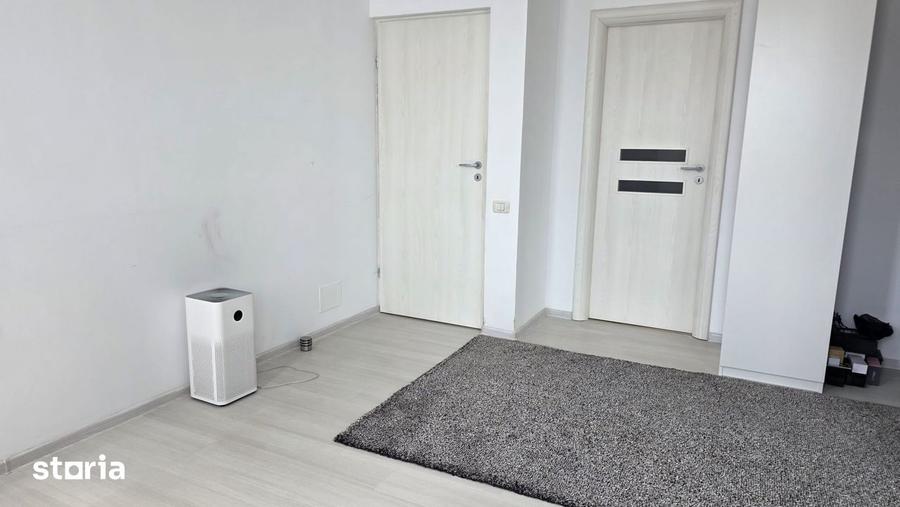 Casă cu 5 camere cu Teren 250 Mp în Central