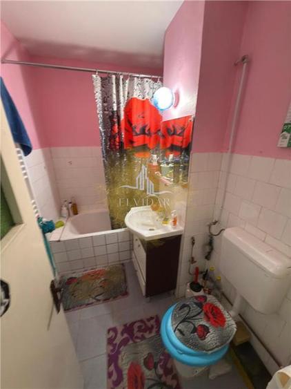 Apartament cu 3 camere decomandat, mobilat în Bucovina