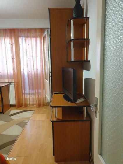 Apartament cu 2 camere în 7 Noiembrie