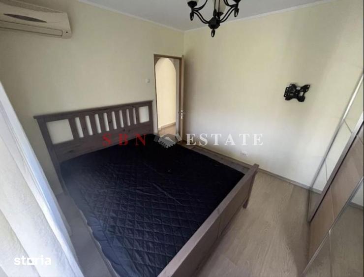 Apartament cu 3 camere decomandat în Titan