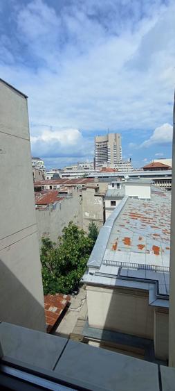 Apartament cu 2 camere decomandat în Calea Victoriei