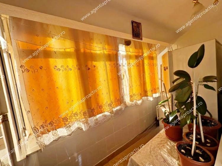 Apartament cu 2 camere decomandat în Micro 19