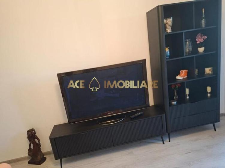 Apartament cu 2 camere decomandat, mobilat în Berceni