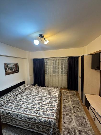 Apartament cu 4 camere decomandat în Obcini