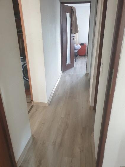 Vand sau Schimb Apartament 3 camere - 1