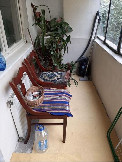 Apartament cu 2 camere semidecomandat în Badea Cârțan