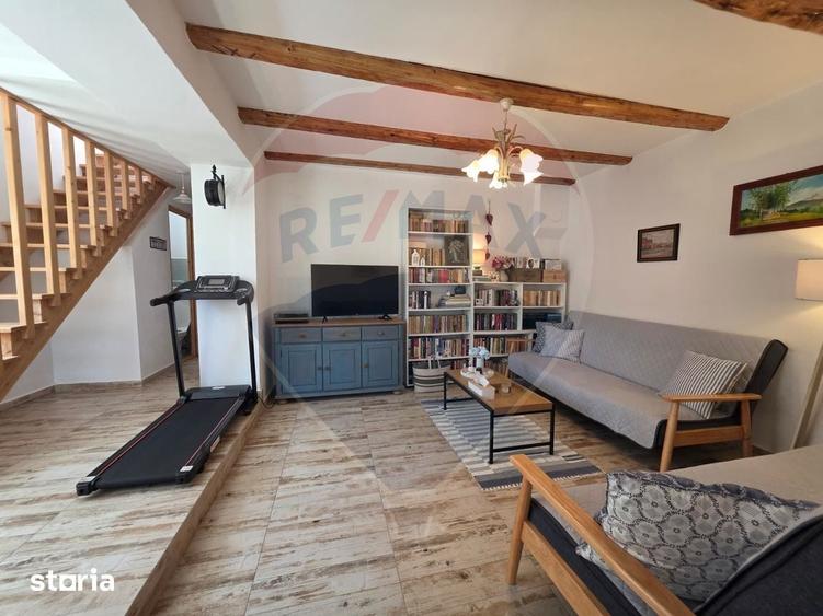 Casă cu 3 camere cu Teren 614 Mp în Central