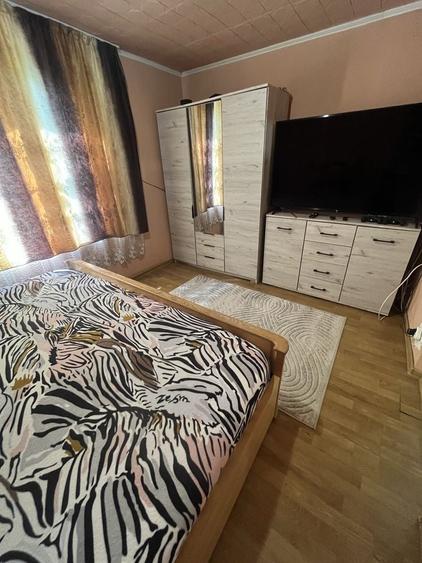 Casă cu 4 camere cu Teren 1000 Mp în Țuglui