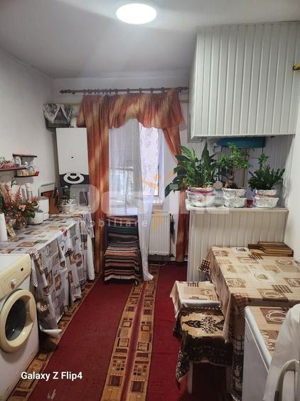 Apartament cu 2 camere decomandat, mobilat în Sud