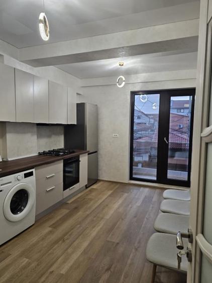 Apartament cu 2 camere decomandat în Faleza Nord