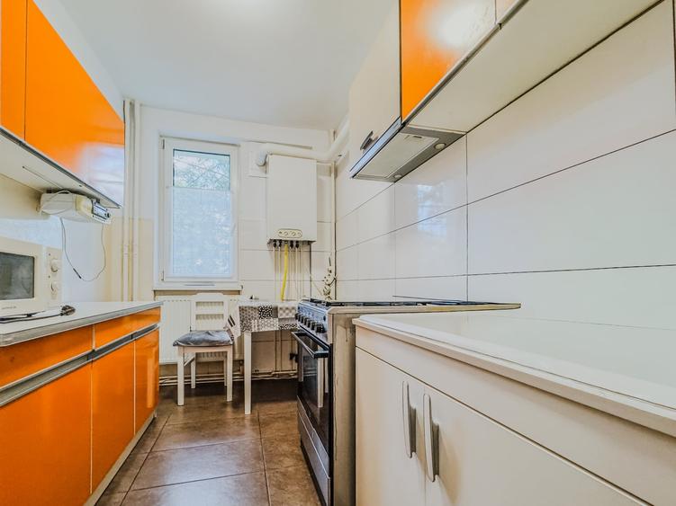 Apartament cu 2 camere semidecomandat, mobilat în Gheorgheni