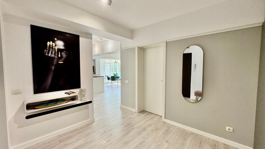 Apartament cu 2 camere semidecomandat în Unirii