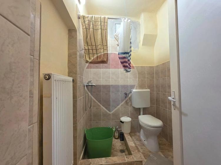Casă cu 3 camere cu Teren 378 Mp în Central
