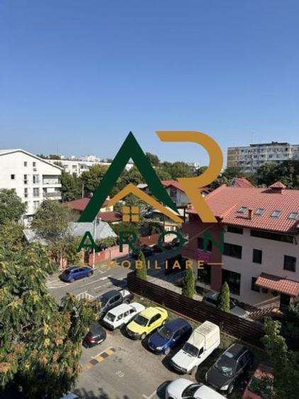 Apartament cu 3 camere decomandat, mobilat în Apărătorii Patriei