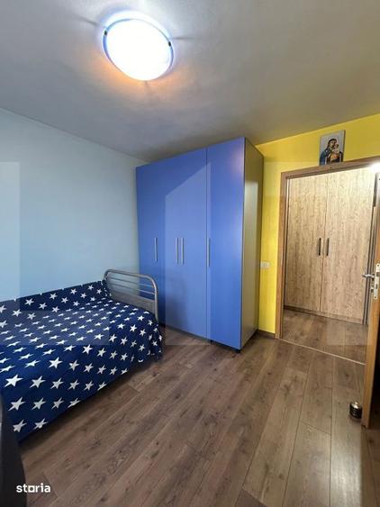 Apartament cu 4 camere în Lipovei