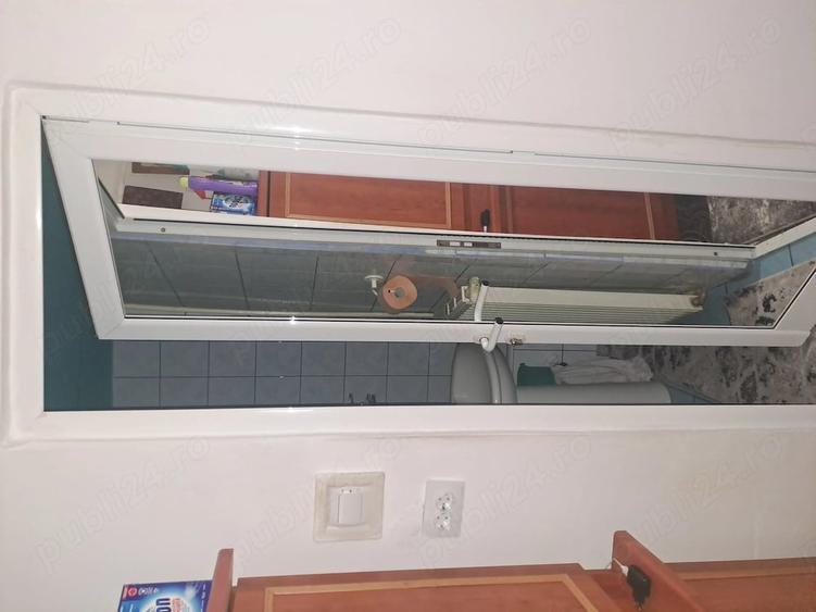 Apartament cu 4 camere decomandat în Aradului