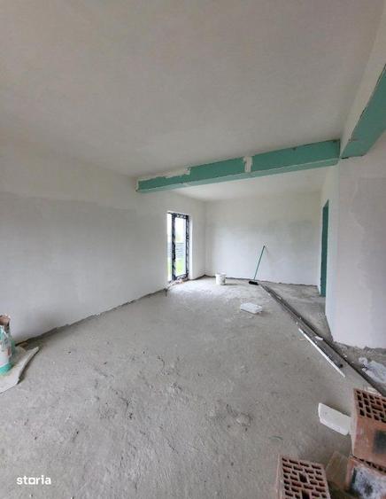 Casă cu 4 camere în Vârteju