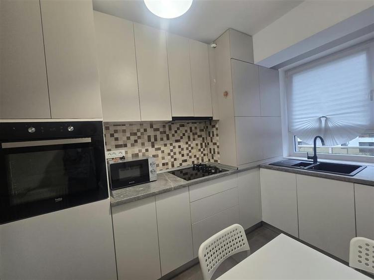 Apartament cu 3 camere decomandat în Tomis Plus
