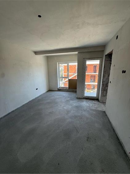 Apartament cu 4 camere decomandat în Ultracentral