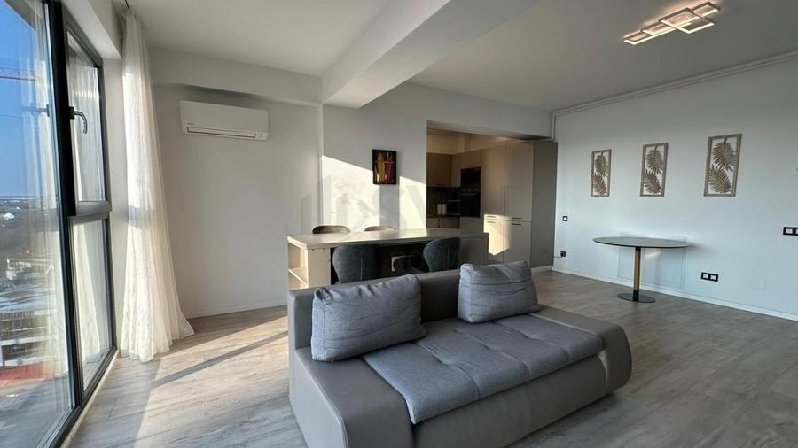 Apartament cu 2 camere semidecomandat, mobilat în Sisești