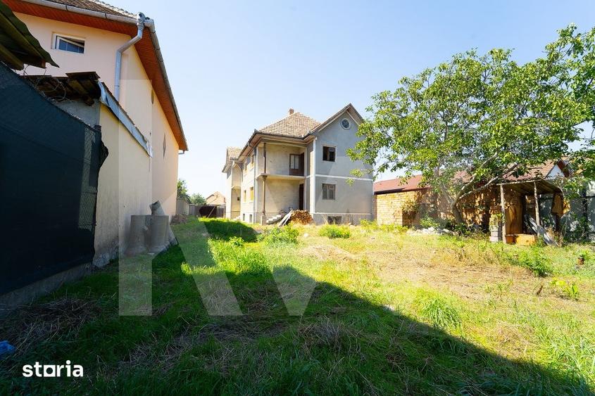 Casă cu 8 camere cu Teren 812 Mp în Central