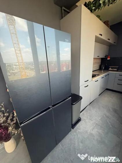 Apartament cu 3 camere decomandat în Calea Severinului