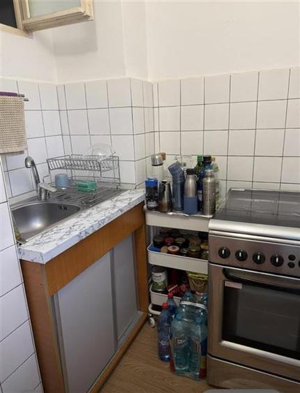 Garsonieră decomandată, mobilată în Bucovina