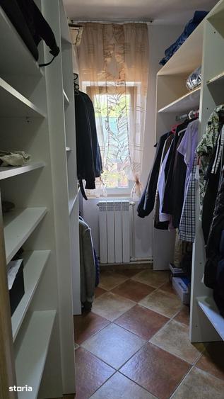 Casă cu 3 camere decomandat cu Teren 627 Mp în Limanu