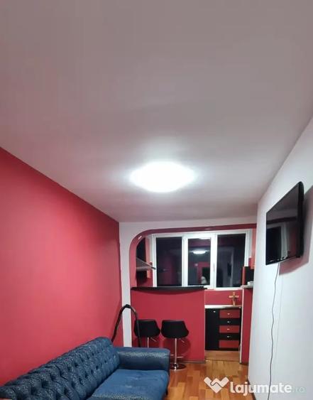 Garsonieră semidecomandată în Central