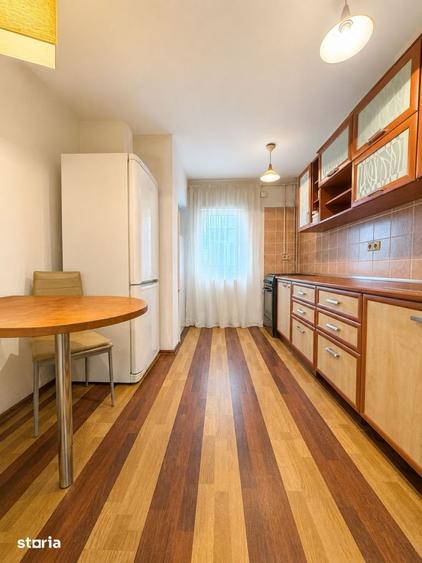 Apartament cu 4 camere, mobilat în Delfinariu