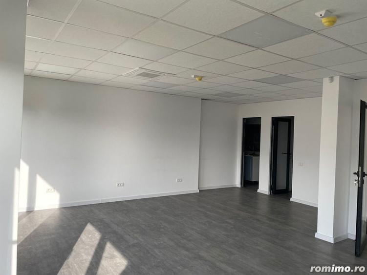 Spațiu comercial, de 1,462 mp, în Nord