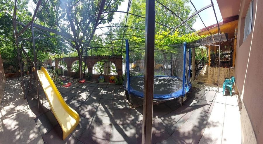 Casă individuală cu 5 camere cu Teren 450 Mp în Nord