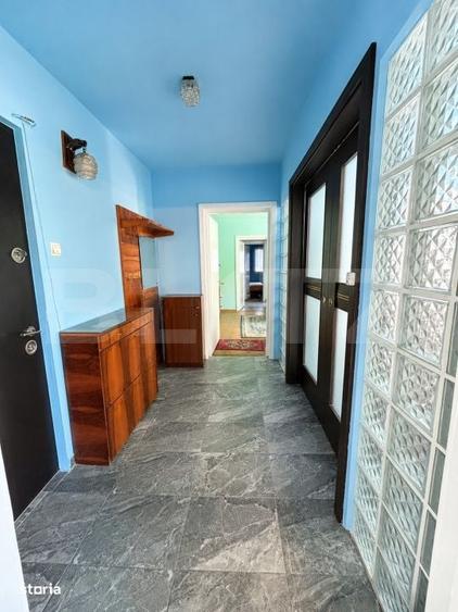 Apartament cu 3 camere decomandat în Take Ionescu