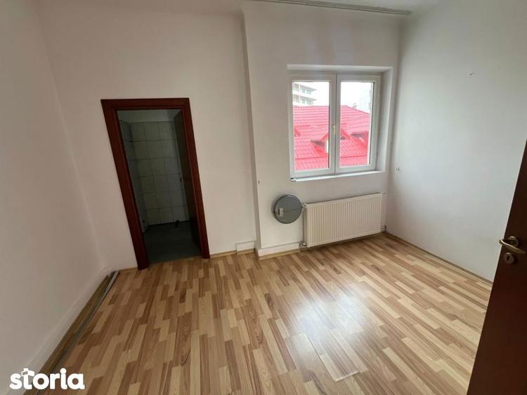 Casă cu 2 camere semidecomandat cu Canalizare în Unirii