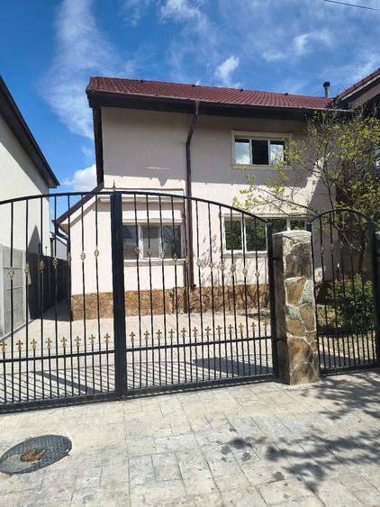 Casă cu Teren 372 Mp în Șag