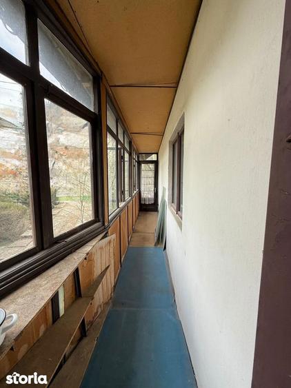 Apartament cu 3 camere decomandat în Furnica