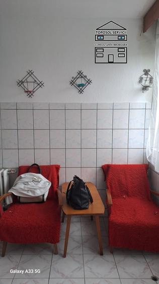 Apartament cu 3 camere decomandat în Decebal