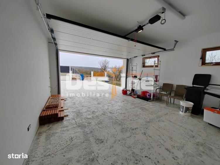 Casă cu 4 camere cu Teren 1000 Mp în Bârnova