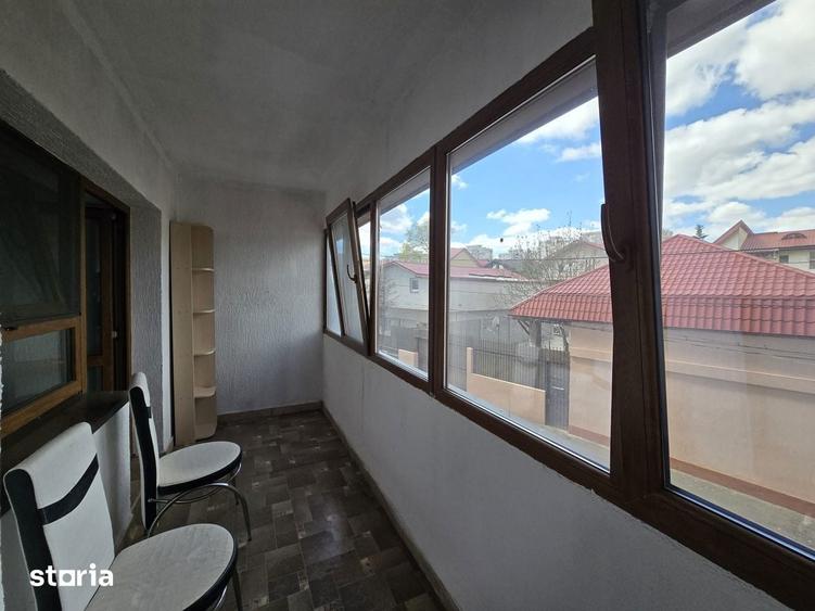 Apartament cu 2 camere în Micro 17