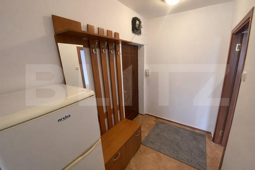 Apartament cu 2 camere semidecomandat, mobilat în Dâmbul Rotund
