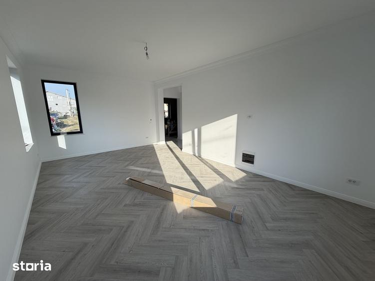 Casă cu 4 camere cu Teren 500 Mp în Miroslava