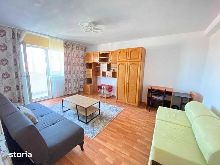 Apartament cu 3 camere decomandat în Circumvalațiunii