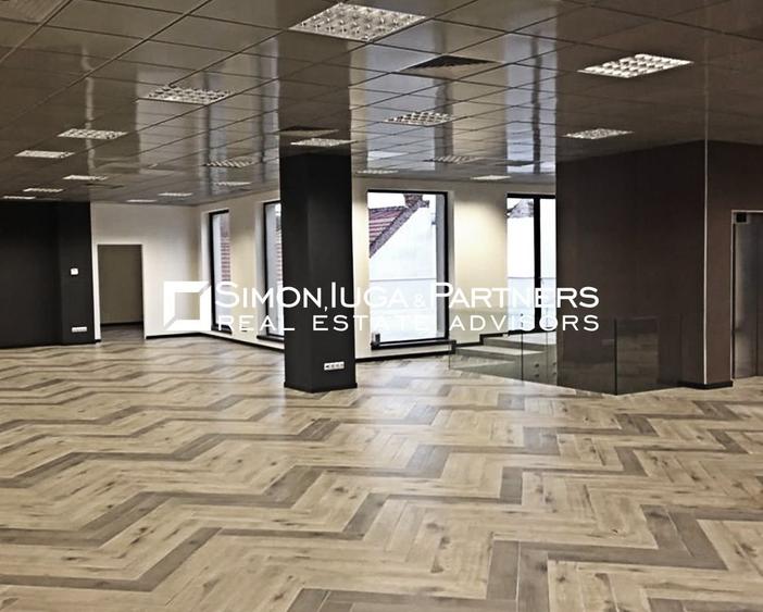 Birou, de 460 mp, în Ultracentral