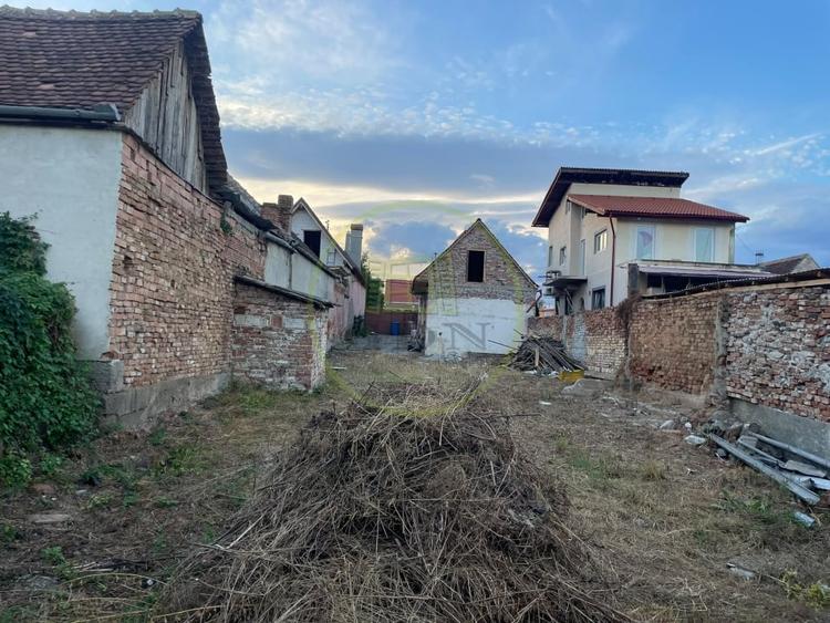 Casă individuală cu 3 camere cu Canalizare în Turnișor