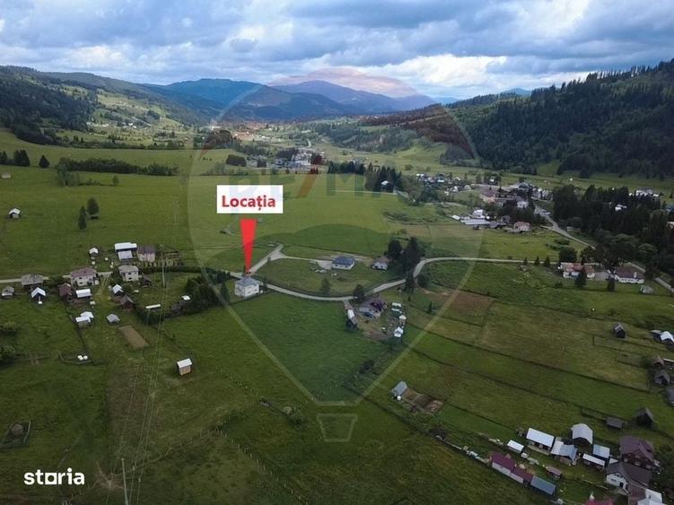 Casă cu 4 camere în Șaru Dornei